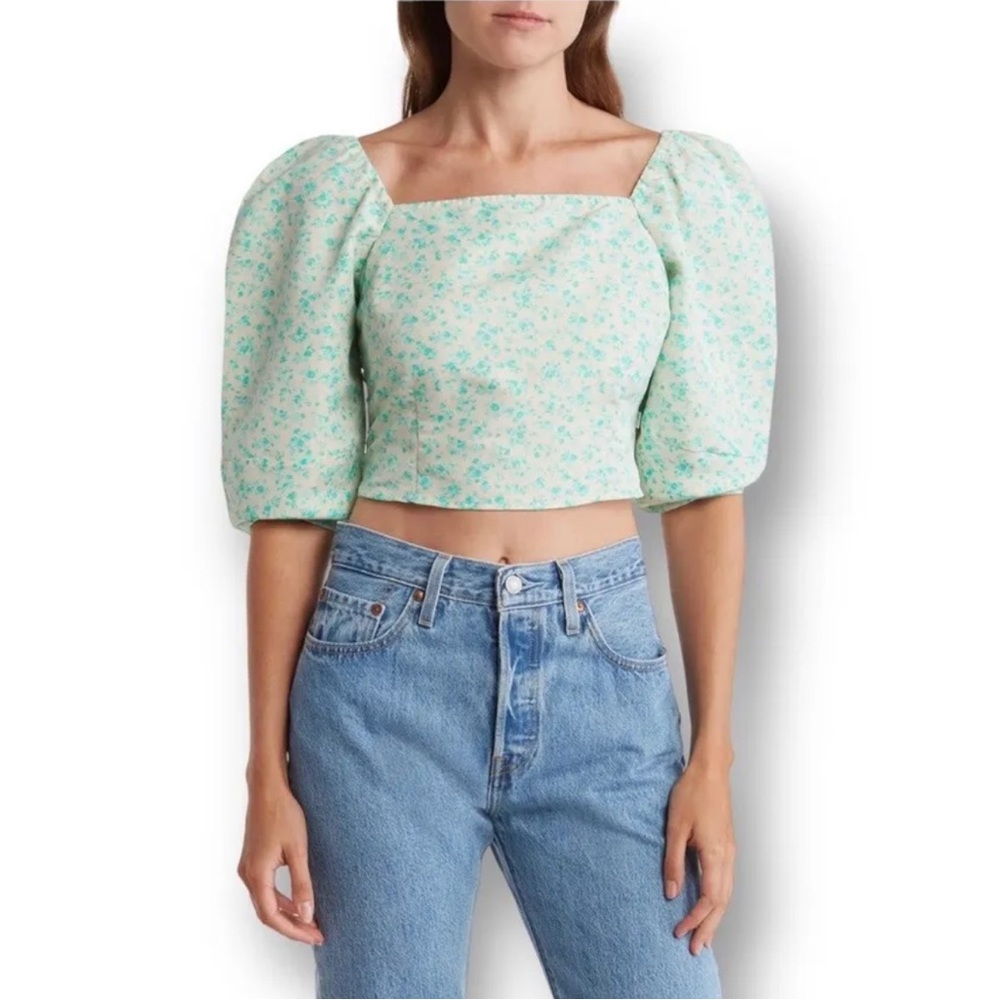 Levi’s statement blouse